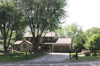 7903 Franklin Rd, Evans City, PA 16033
