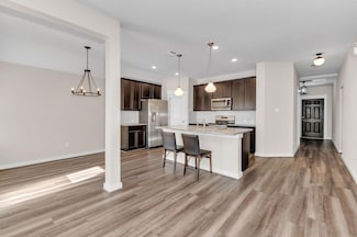 300 Colthorpe Ln, Hutto, TX 78634