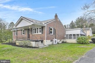986 Fritztown Rd, Reading, PA 19608