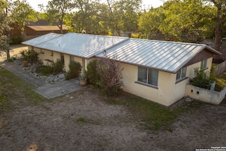 1112 Garner Field Rd, Uvalde, TX 78801
