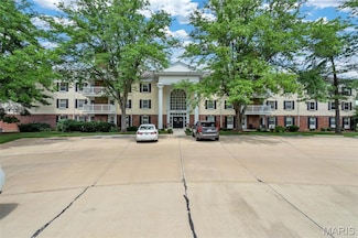 15009 Claymoor Ct Unit 11, Chesterfield, MO 63017