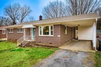 29 Lynhurst Dr, Greenville, SC 29611