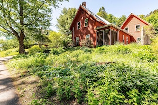 421 Locust St, Rollinsford, NH 03869