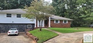 631 Carver Rd, Martinsville, VA 24112