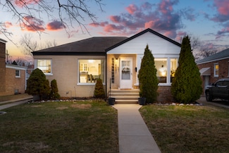 2326 S 2nd Ave, Riverside, IL 60546