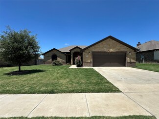 500 Magnolia Dr, Troy, TX 76579