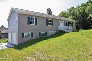176 Versailles Ave, North Adams, MA 01247