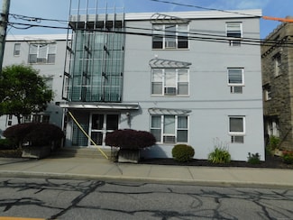 184 Pequot Ave Unit 206, New London, CT 06320