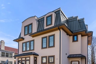 55 Green St Unit 1, Brookline, MA 02446