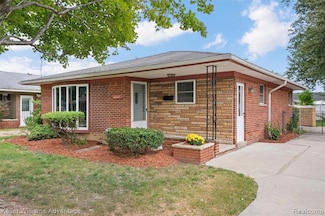 8148 Randy Dr, Westland, MI 48185