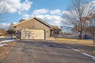 13359 Swallow St NW, Andover, MN 55304