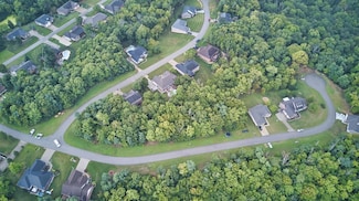 70 Nevada Ct, Lawrenceburg, IN 47025