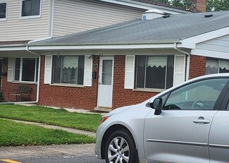 9060 N Clifton Ave, Niles, IL 60714