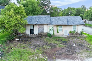 202 Booker t Washington St, Conroe, TX 77301