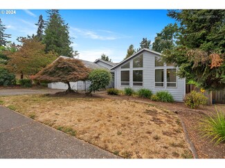 21867 SW Dakota Dr, Tualatin, OR 97062