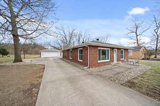 70281 Lakeview Dr, Edwardsburg, MI 49112