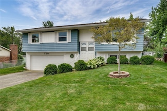 338 Chatham Dr, Fairborn, OH 45324