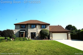 19230 Augusta Ct, Livonia, MI 48152