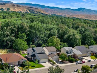 4826 W Mystic Cove Way, Garden City, ID 83714