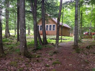 21 Racoon Dr, Embden, ME 04958