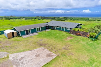 93-7015 Kamaoa, Naalehu, HI 96772