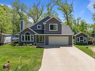 W3769 Parker Dr, Lake Geneva, WI 53147