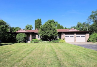 8141 N Elms Rd, Flushing, MI 48433
