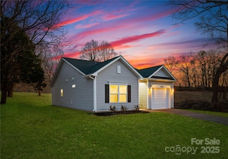538 Williamson St, Charlotte, NC 28208