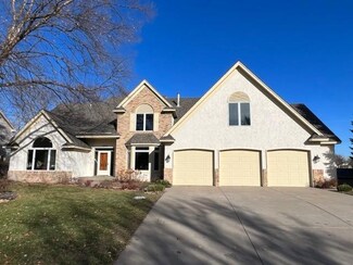 1285 W Royal Oaks Dr, Saint Paul, MN 55126