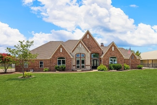 8816 S Water Tower Rd, Fort Worth, TX 76179