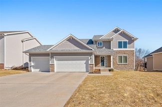 3619 Brook Run Dr, Des Moines, IA 50317