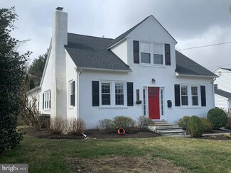 62 Grubb Rd, Malvern, PA 19355