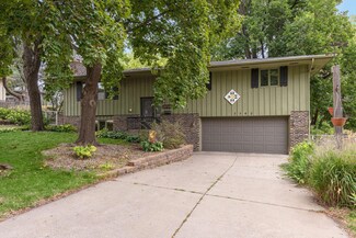 3342 Edgewood Ave N, Minneapolis, MN 55427