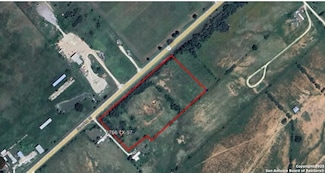 1766 State Highway 97 E, Floresville, TX 78114