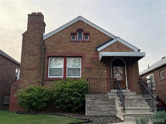 6411 East Ct, Saint Louis, MO 63116