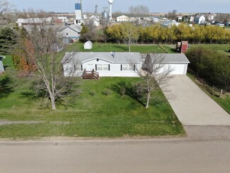 681 11th Ave, Faulkton, SD 57438