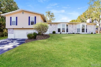 1 Magnolia Dr, Imperial, MO 63052