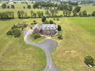 104 Pemberley Cove Ln, Georgetown, KY 40324