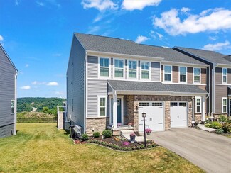 2046 Cade Dr, Monaca, PA 15061