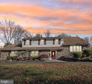 1304 Yale Dr, Yardley, PA 19067