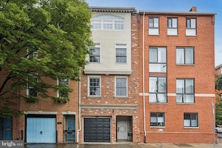 903 Lombard St, Philadelphia, PA 19147