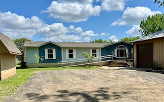 4500 Jetty Beach Dr S, Mandan, ND 58554