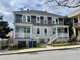 11 Princeton St, Newport, RI 02840