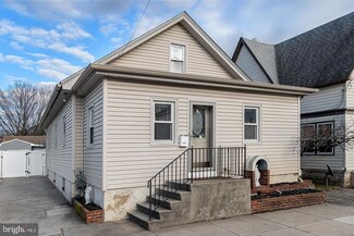 1541 S Delaware St, Paulsboro, NJ 08066