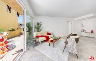 5600 Kensington Way Unit 106, Culver City, CA 90230