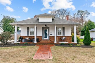 309 E E St, Erwin, NC 28339