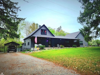 3569 Cribbins Rd, Kenockee, MI 48006