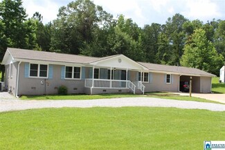 904 Vaughn Dr, Weaver, AL 36277
