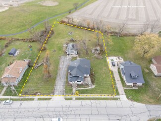 285 N Main St, Lakeview, OH 43331