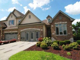 746 E Oliviabrook Dr, Villa Park, IL 60181